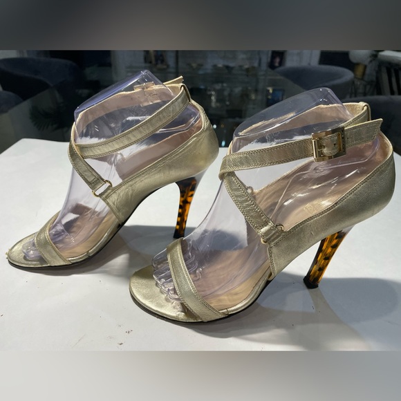 Versace Gold High Heel Sandals
Runway and RARE 38 - Picture 4 of 8